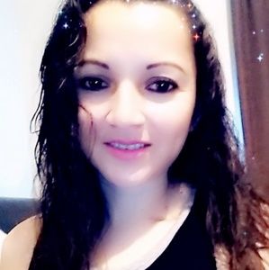 Meet your Posher, Eva